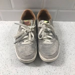 New balance sneaker